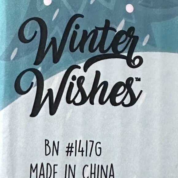 Slippers Winter wishes  M (NIB) - Picture 6 of 6